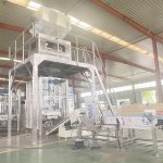 Isang set na awtomatikong 1-3.5kg detergent powder packaging machine na handa para sa paghahatid.