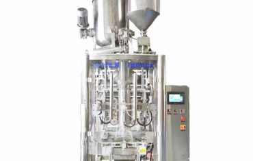 Awtomatikong oil & sauce filling packaging sealing machine