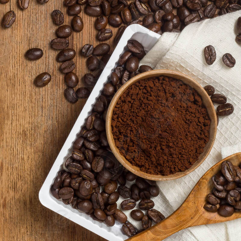 Awtomatikong vacuum packaging machine para sa coffee powder